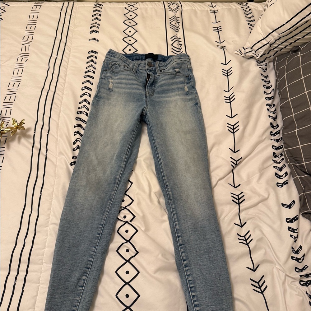 Buckle High Rise Light Wash Women's Jeans